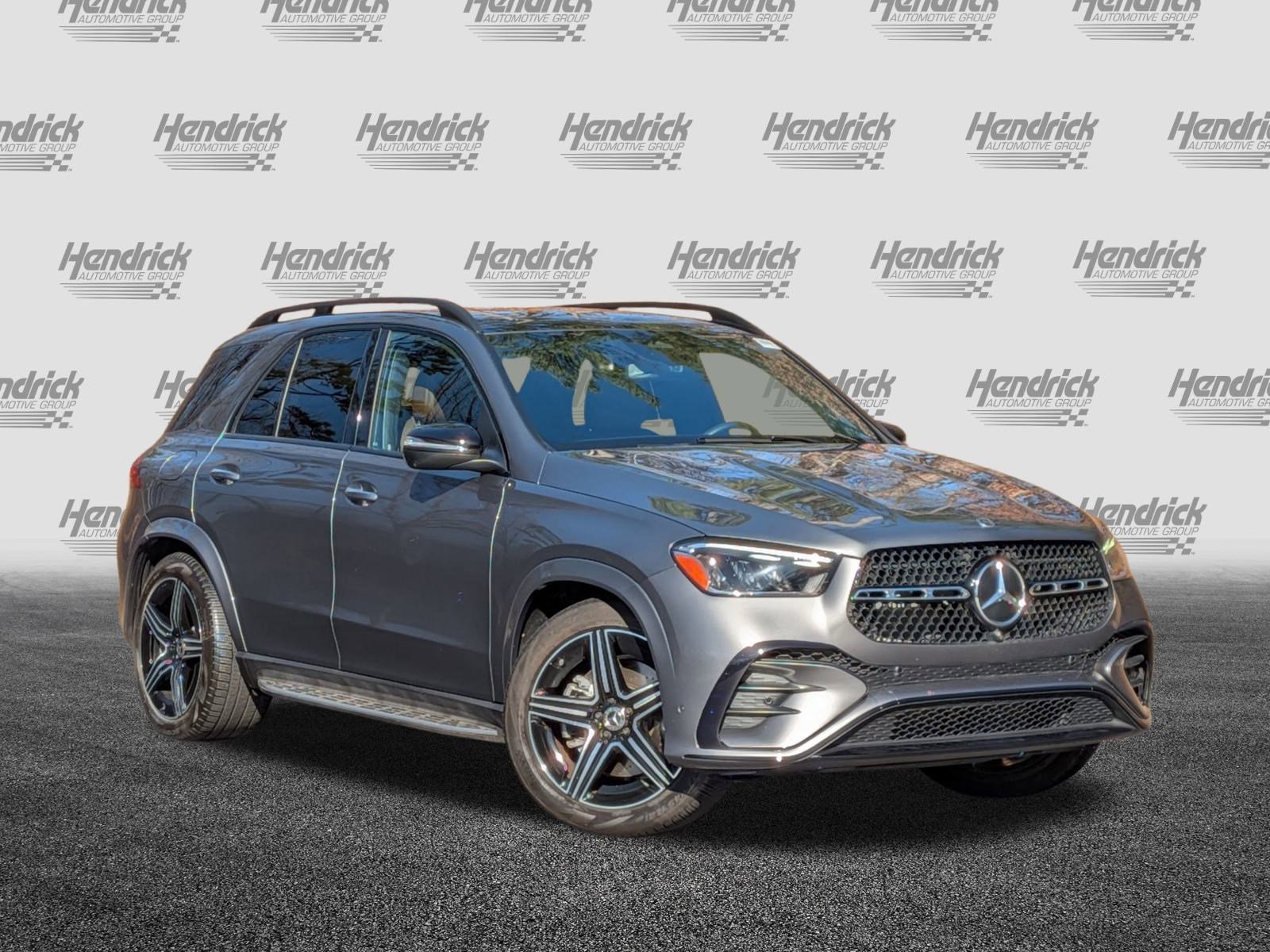 Certified 2024 Mercedes-Benz GLE 450 4MATIC image 2