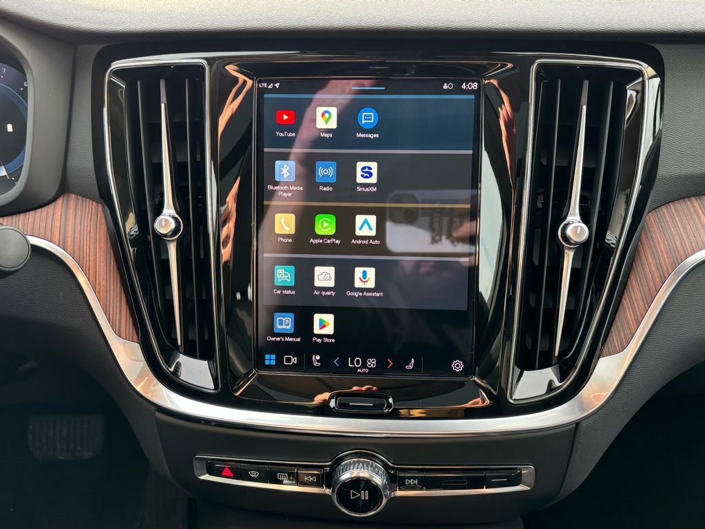 Certified 2025 Volvo S60 B5 Plus image 10