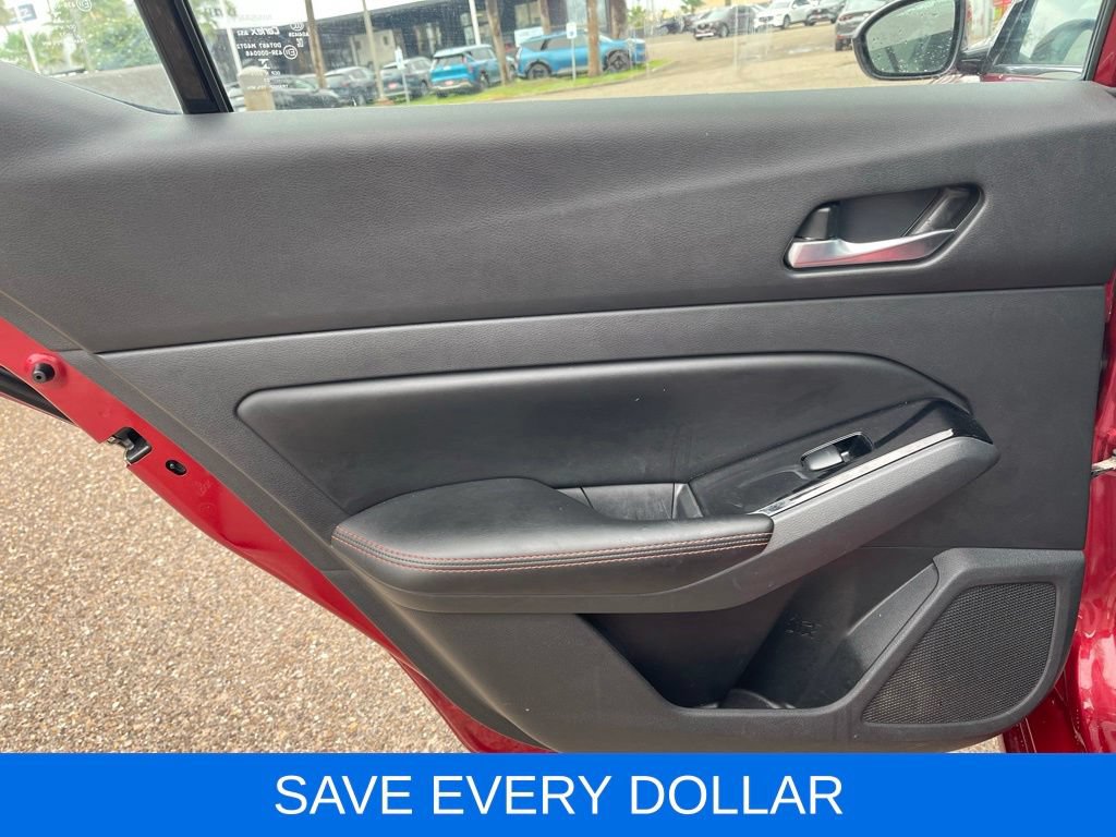 Used 2023 Nissan Altima 2.5 SR FWD image 14