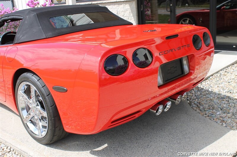 Used 2001 Chevrolet Corvette Coupe w/ Preferred Equipment Group2 RWD image 7