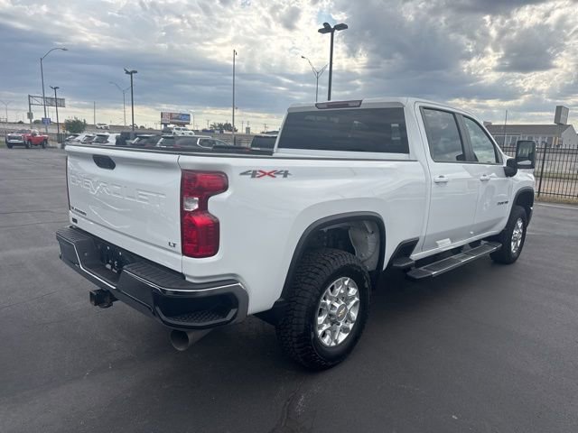 Used 2024 Chevrolet Silverado 3500 LT AWD/4WD image 3