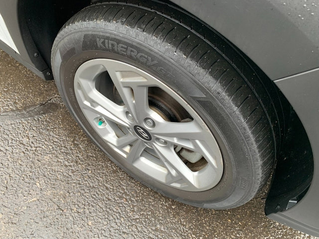 Used 2023 Hyundai Kona SEL w/ Cargo Package image 9