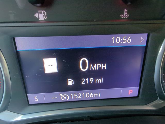 Used 2021 Chevrolet Traverse LT w/ LT Premium Package image 21