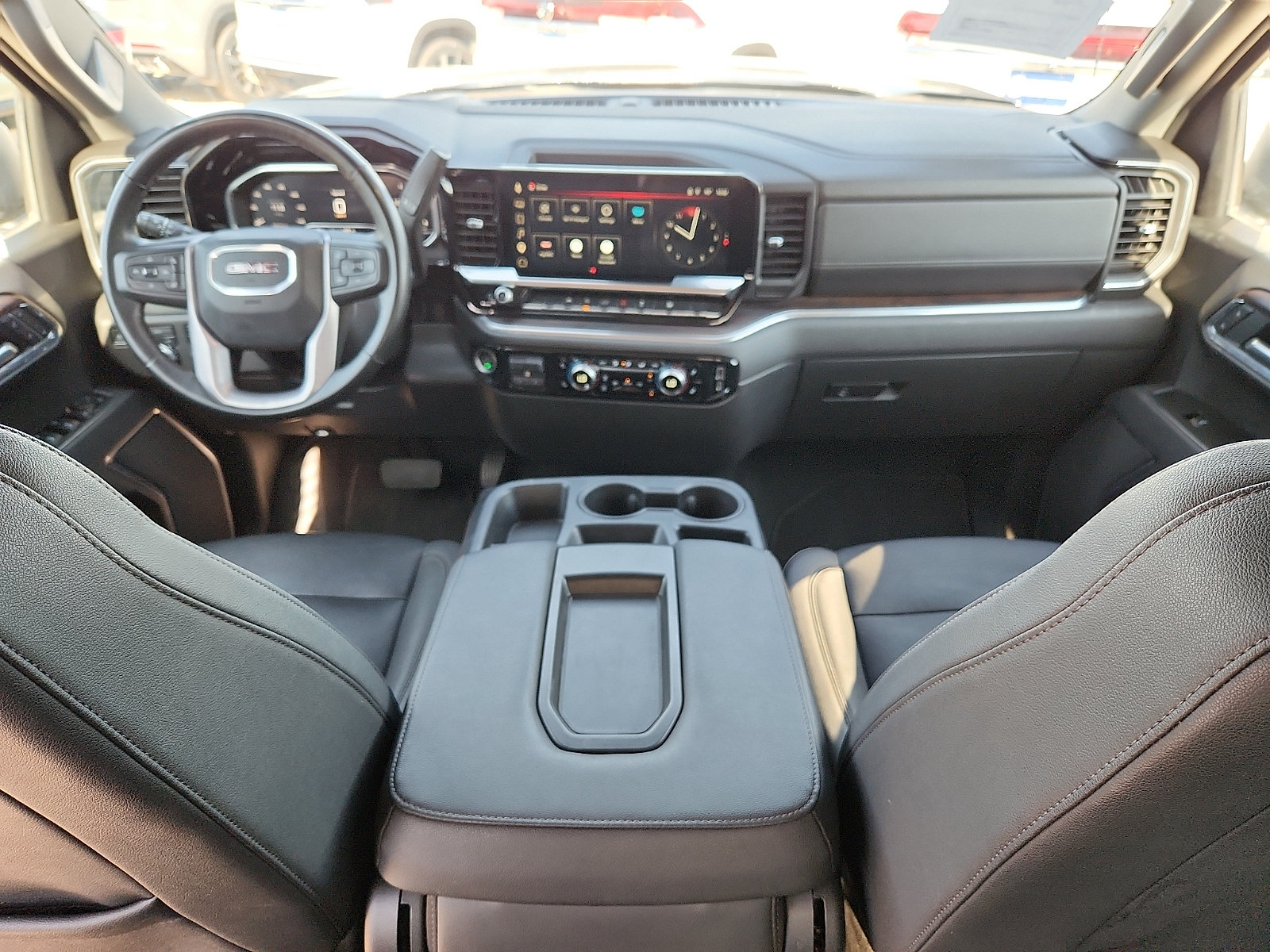Used 2025 GMC Sierra 1500 SLT AWD/4WD image 10