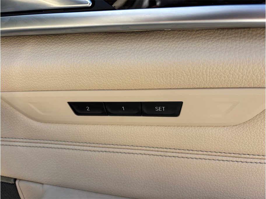 Used 2017 BMW 530i xDrive AWD/4WD image 47