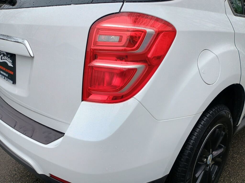 Used 2017 Chevrolet Equinox LS image 22