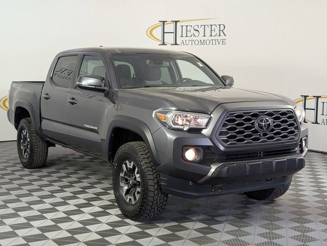Used 2021 Toyota Tacoma TRD Off-Road w/ Technology Package image 2