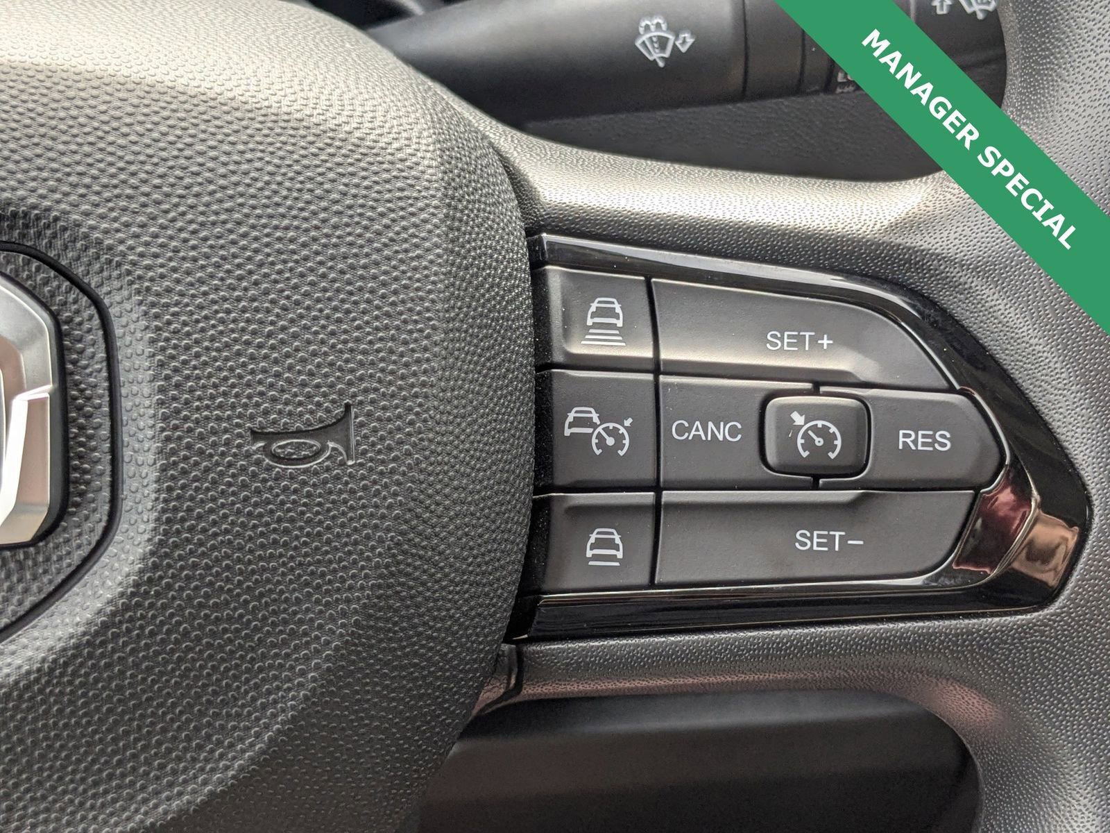 Used 2025 RAM ProMaster 3500 w/ Convenience Group image 25