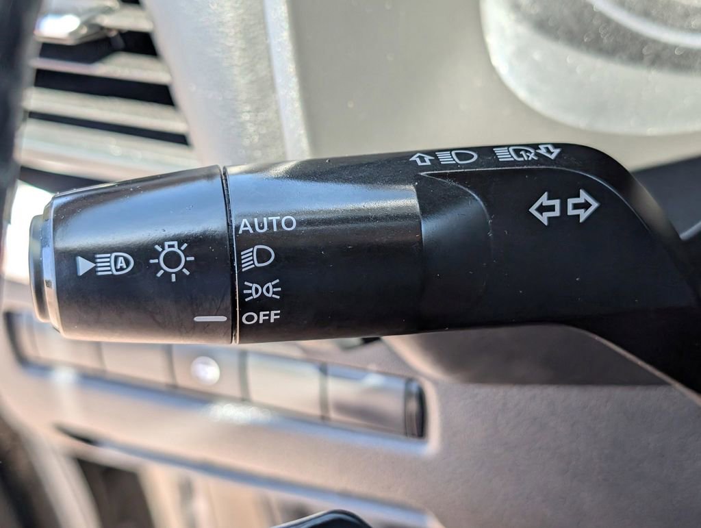 Used 2023 Nissan Rogue SV w/ SV Premium B Package FWD image 25