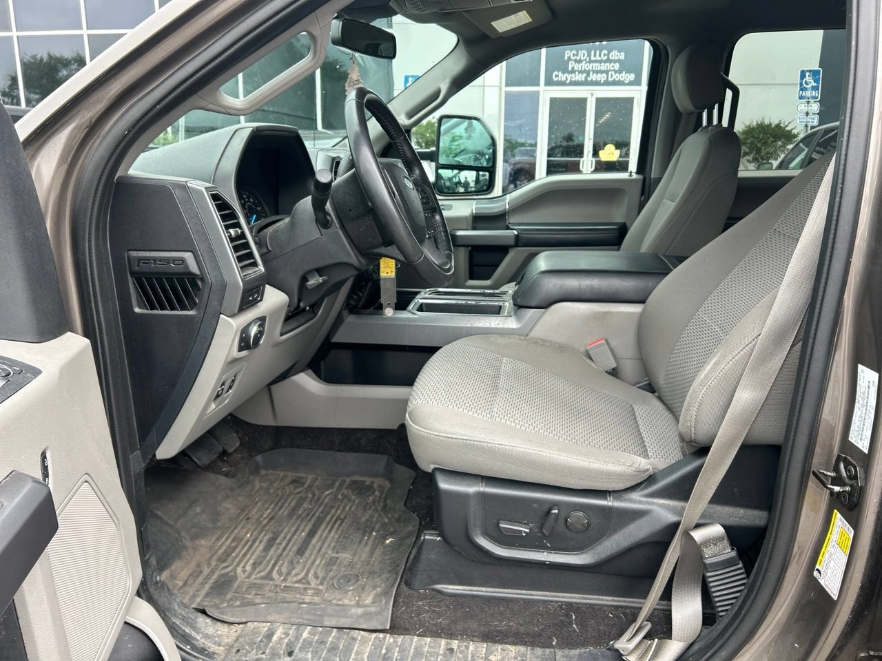 Used 2020 Ford F150 XLT w/ Equipment Group 302A Luxury AWD/4WD image 11