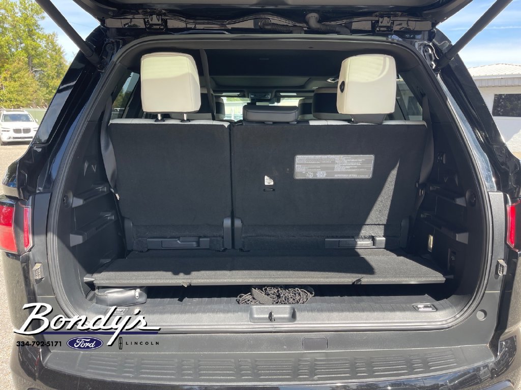 Used 2023 Toyota Sequoia Capstone RWD image 14
