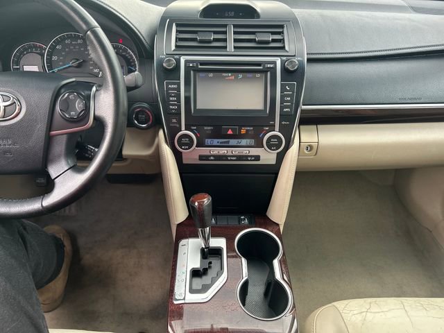 Used 2012 Toyota Camry XLE FWD image 18