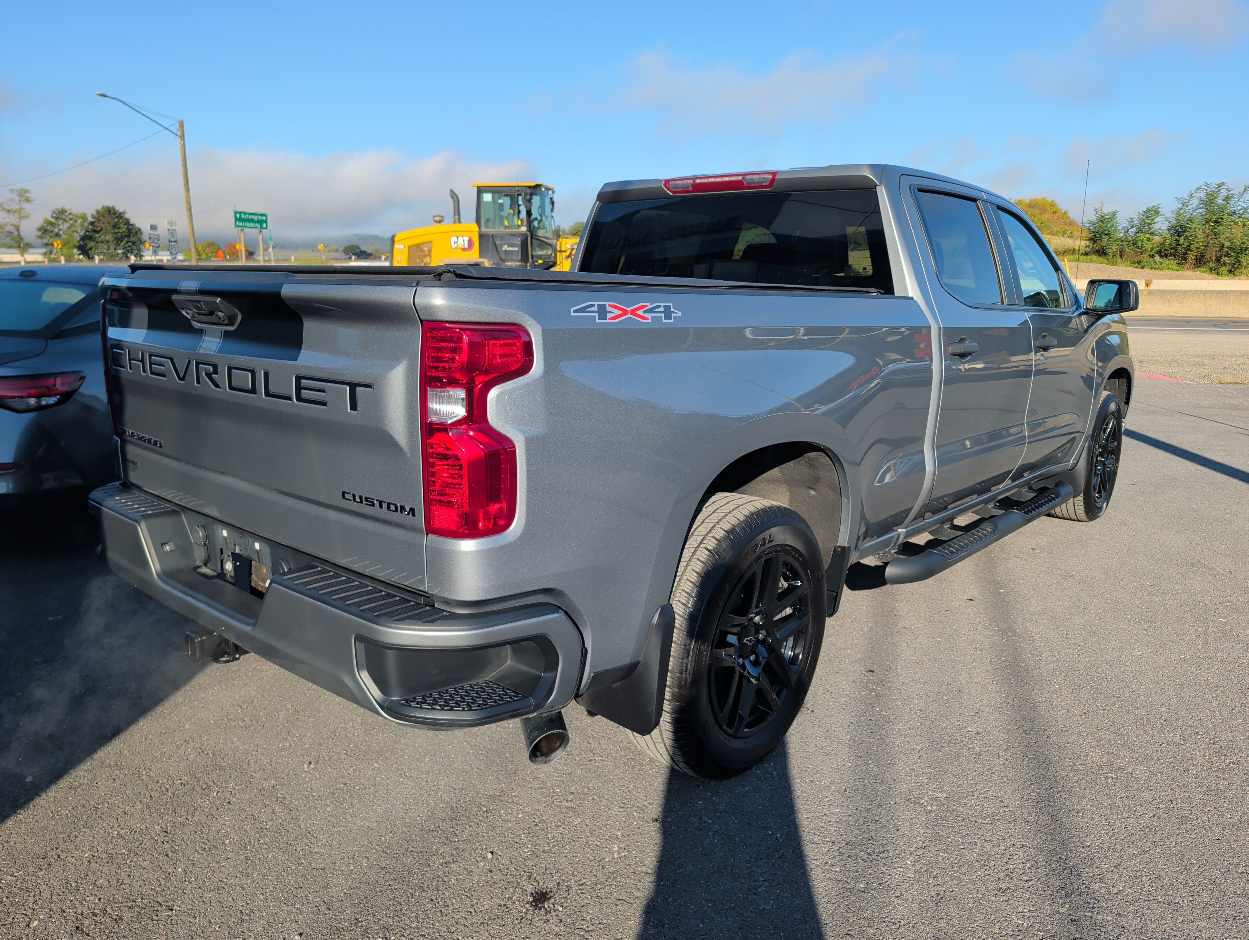 Used 2024 Chevrolet Silverado 1500 Custom w/ Rally Edition AWD/4WD image 3