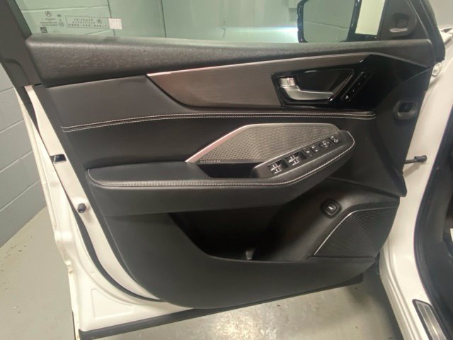 Used 2022 Acura MDX w/ Advance Package AWD/4WD image 7