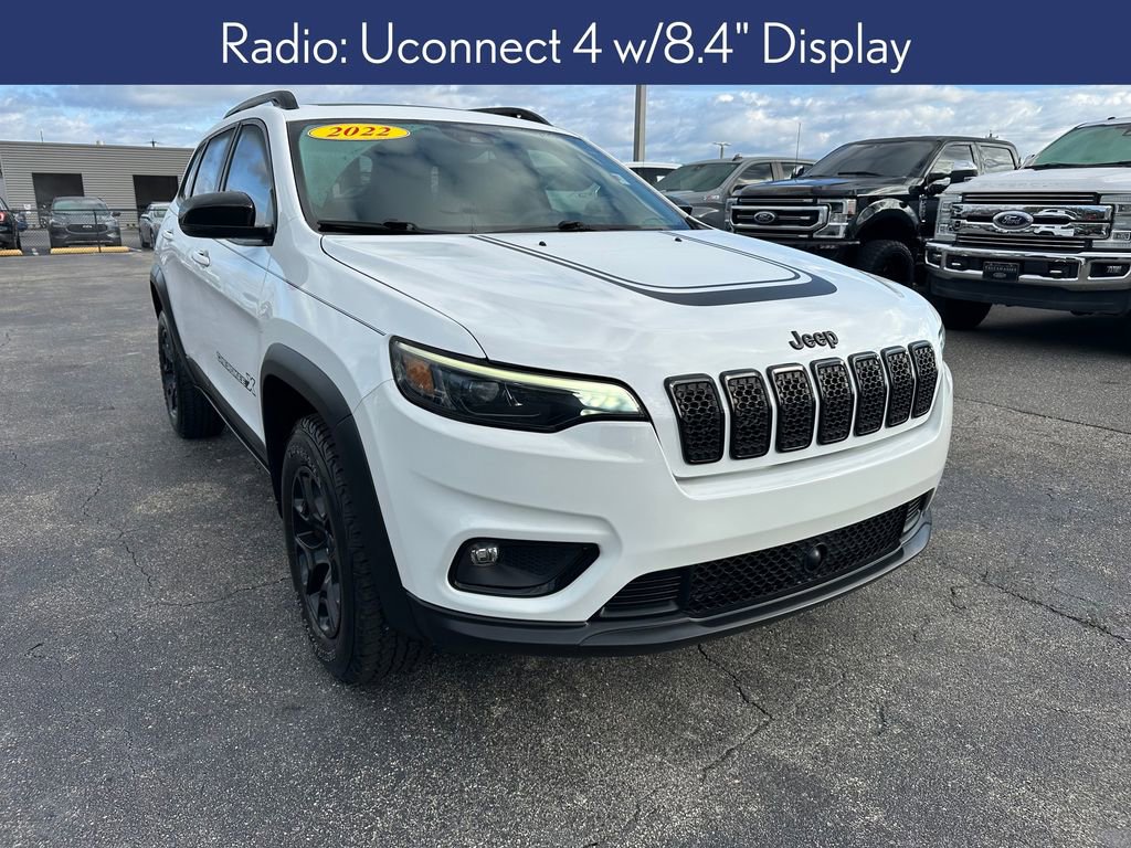 Used 2022 Jeep Cherokee Latitude w/ Sun & Sound Group image 9