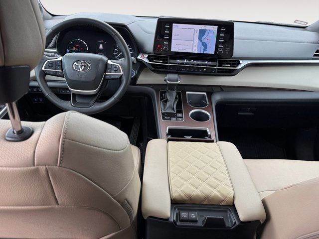Certified 2024 Toyota Sienna XLE w/ XLE Plus Package image 14