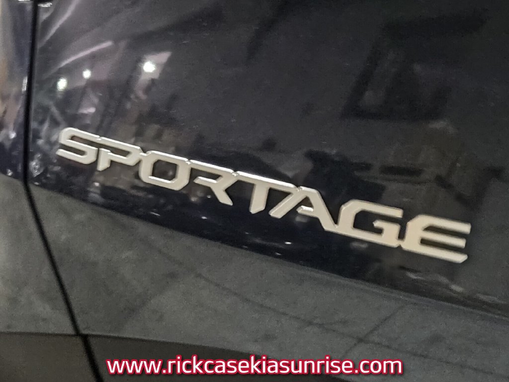 Used 2023 Kia Sportage X-Line AWD/4WD image 10