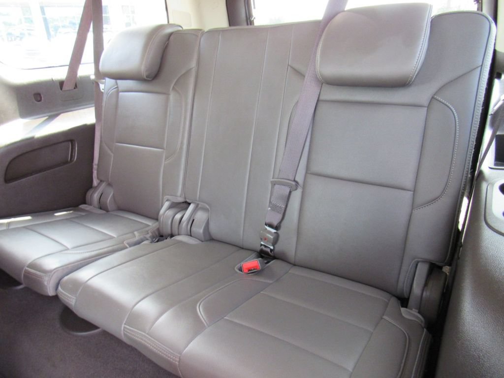 Used 2020 GMC Yukon XL Denali RWD image 17