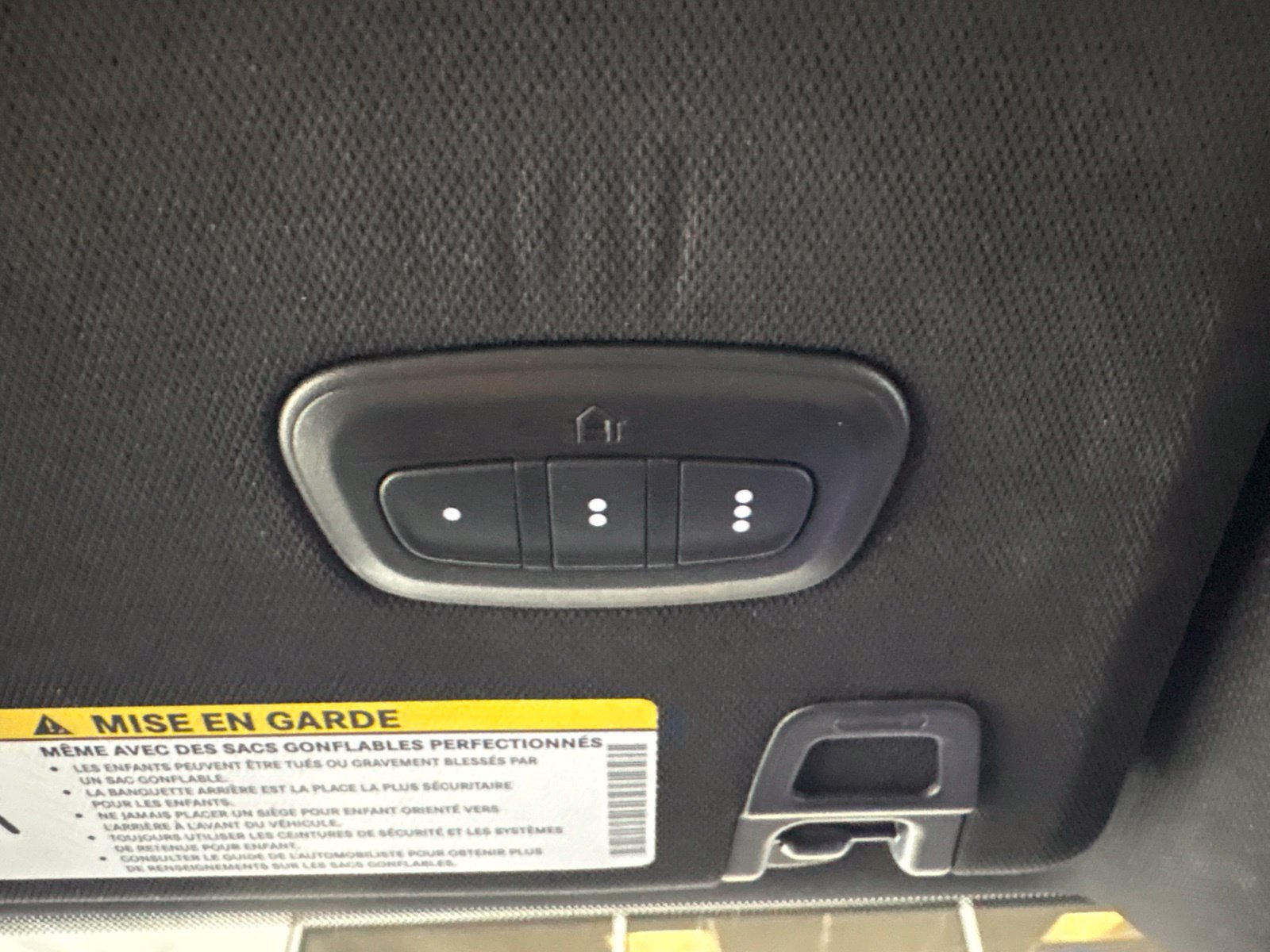 Used 2024 Jeep Grand Cherokee L Limited w/ Black Appearance Package RWD image 23