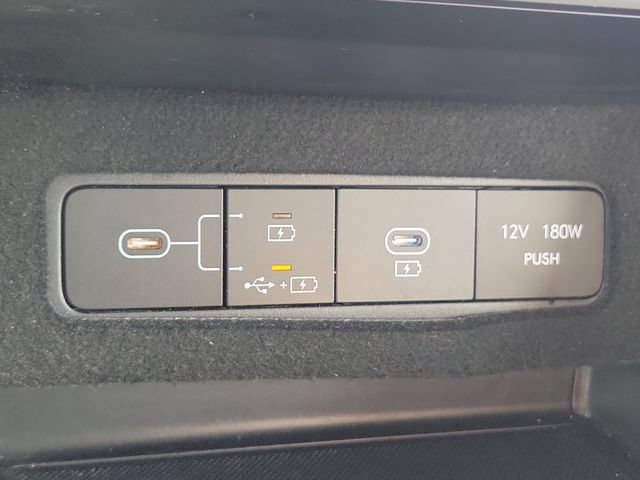 Used 2025 Hyundai Sonata SEL FWD image 32