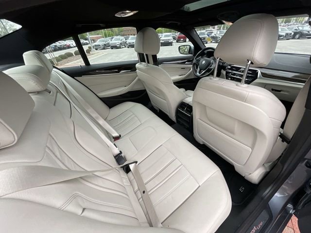 Used 2019 BMW 530i w/ Convenience Package RWD image 33