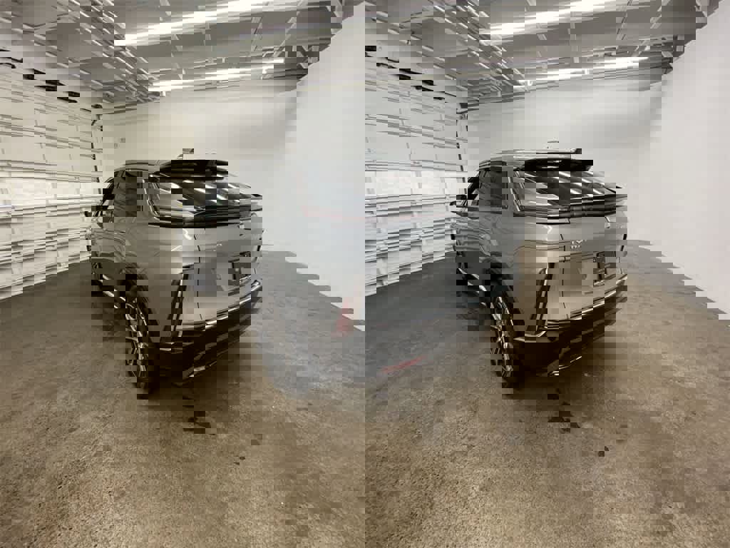 Certified 2025 Cadillac Lyriq Luxury image 4