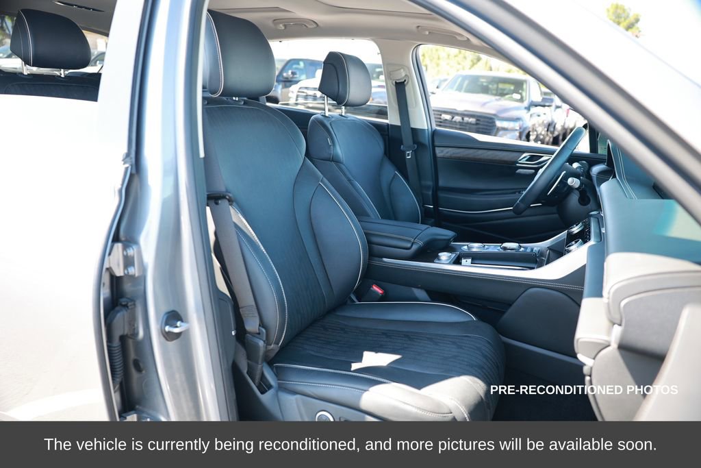 Used 2024 Genesis GV80 3.5T w/ Advanced Package image 15