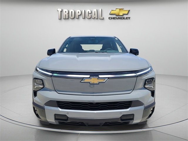 New 2026 Chevrolet Silverado EV LT image 8