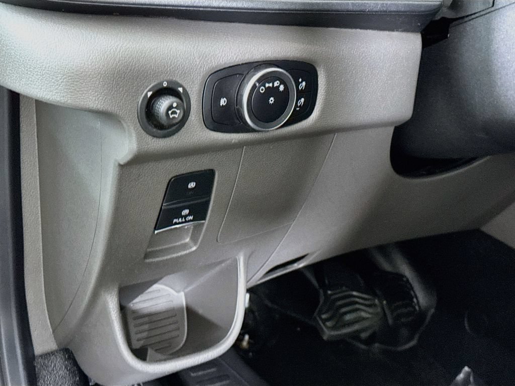 Used 2025 Ford Transit 250 Low Roof w/ Exterior Upgrade Package RWD image 18