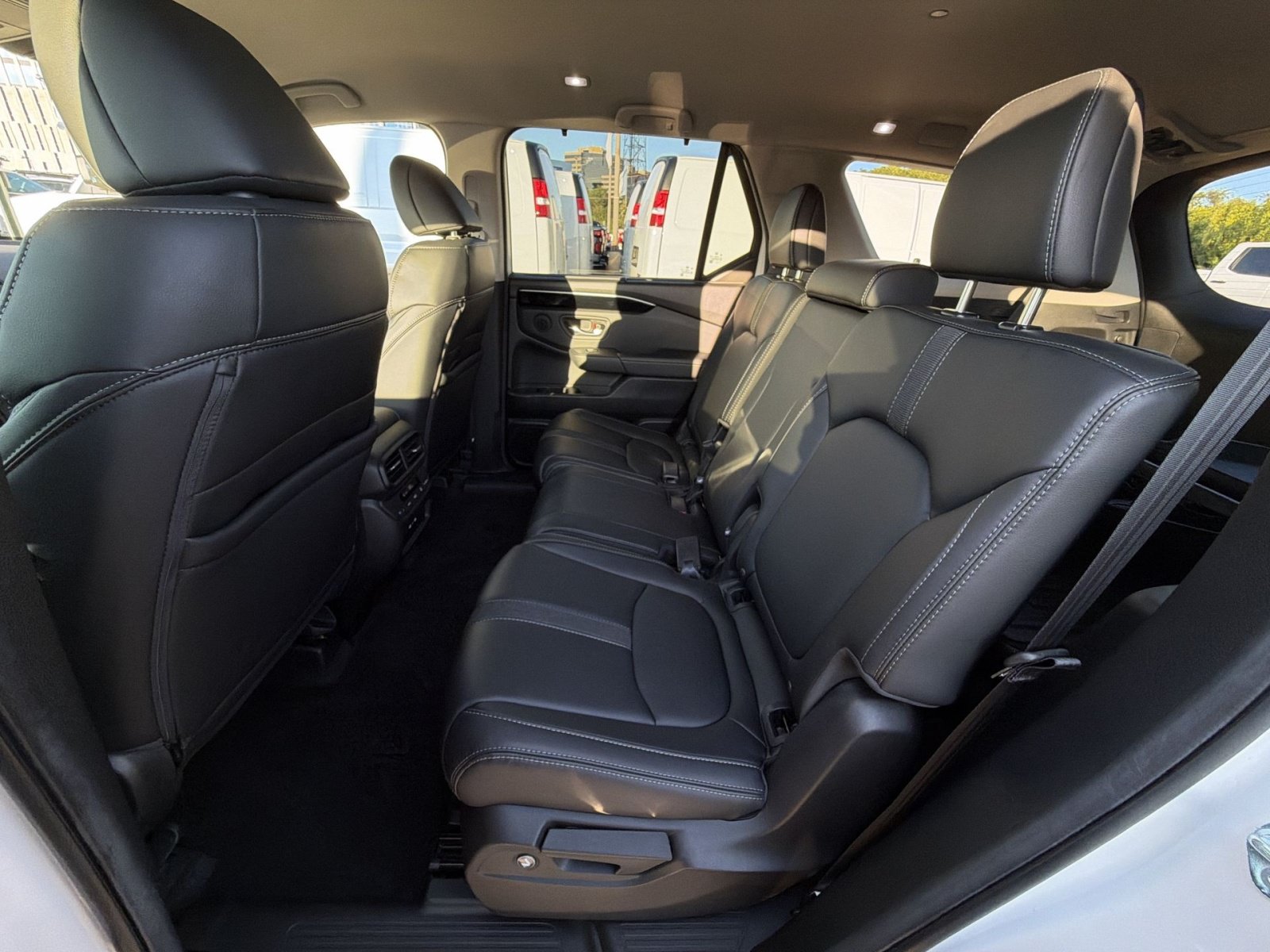 Used 2025 Honda Pilot EX-L image 23