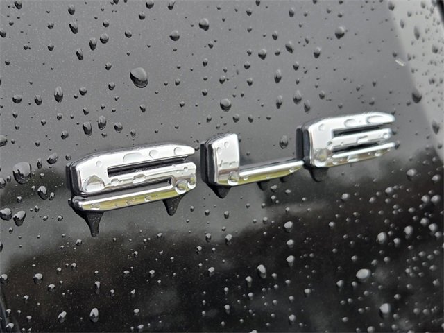 Used 2020 GMC Acadia SLE image 4