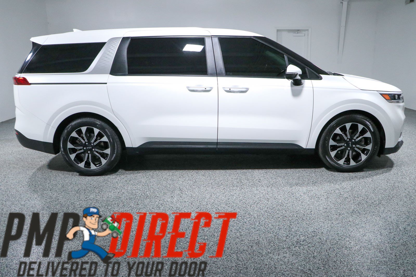 Used 2022 Kia Carnival EX FWD image 6