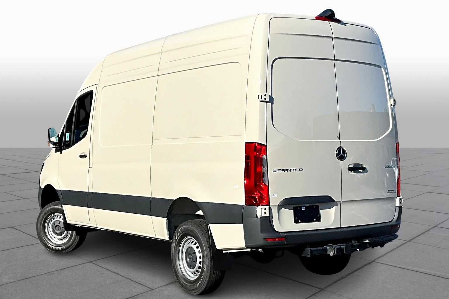 New 2025 Mercedes-Benz Sprinter 2500 image 3