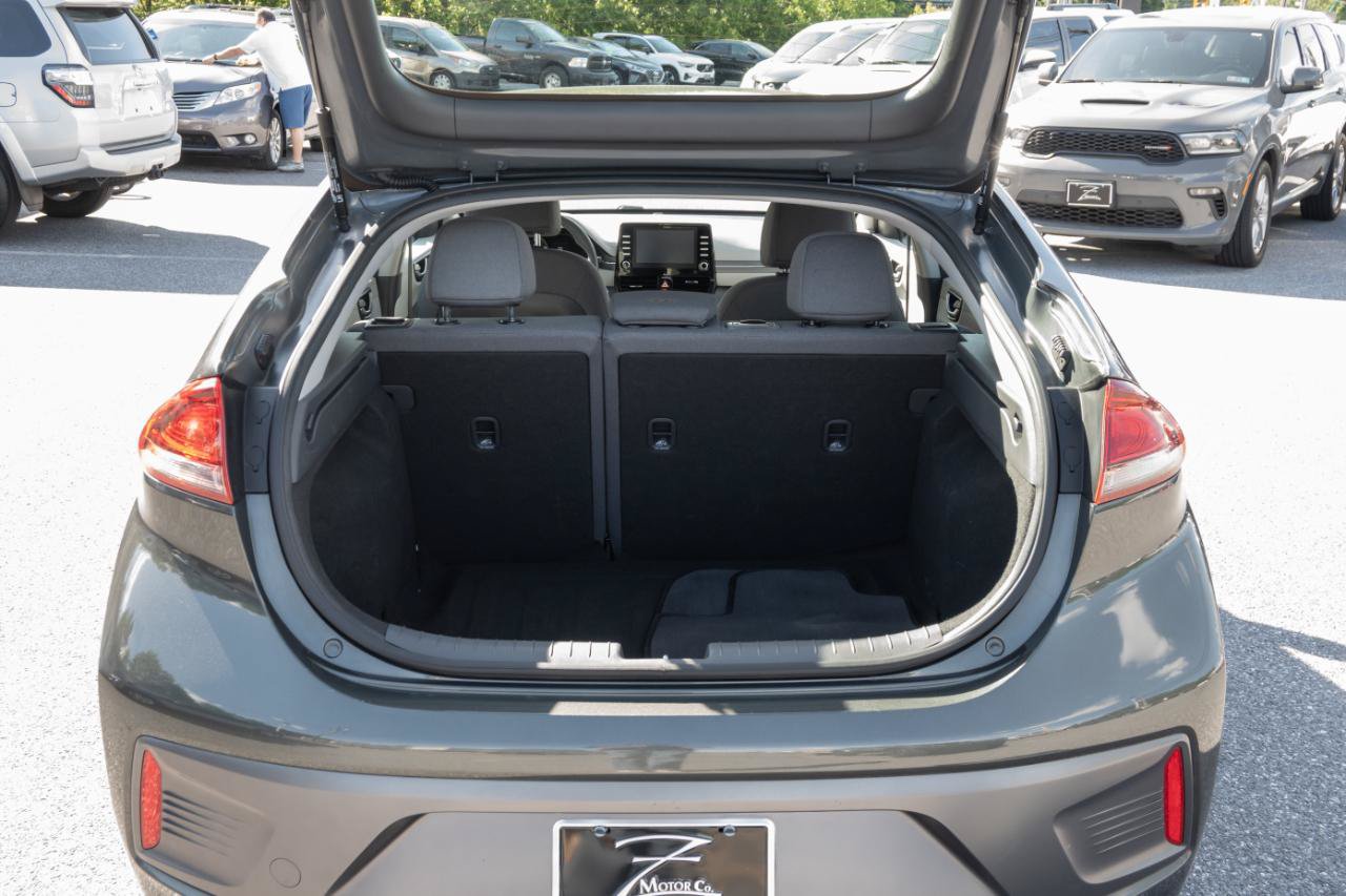 Used 2020 Hyundai Ioniq Blue FWD image 18