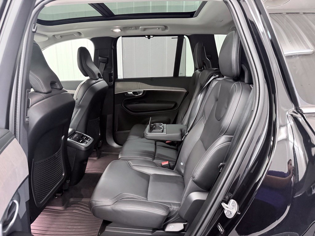 Used 2024 Volvo XC90 B6 Ultimate w/ Protection Package Premier AWD/4WD image 24