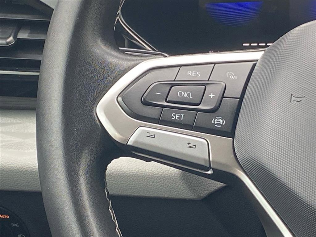 Certified 2023 Volkswagen Taos S image 5