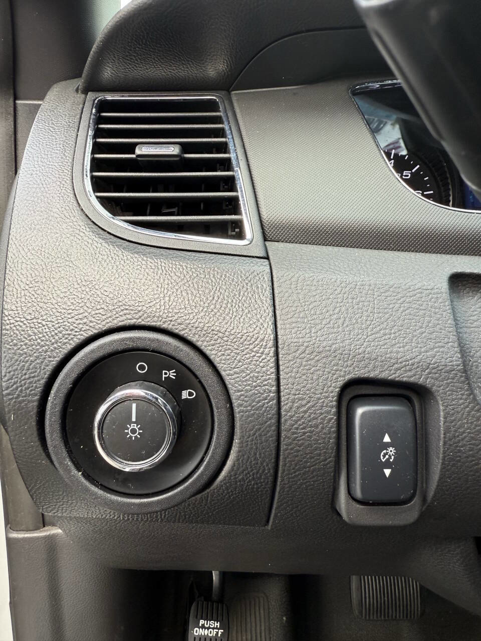 Used 2015 Ford Taurus Police Interceptor AWD image 15