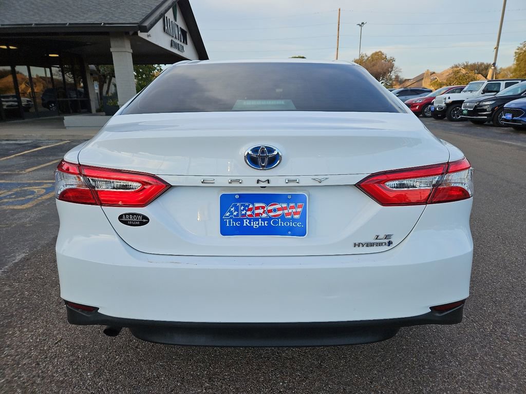 Used 2018 Toyota Camry LE image 9