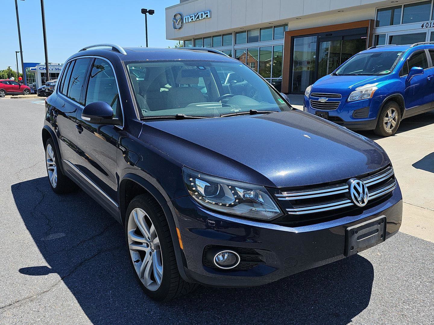 Used 2016 Volkswagen Tiguan SEL AWD/4WD image 1