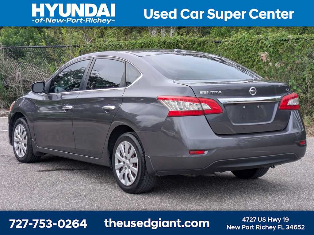 Used 2015 Nissan Sentra SV FWD image 3
