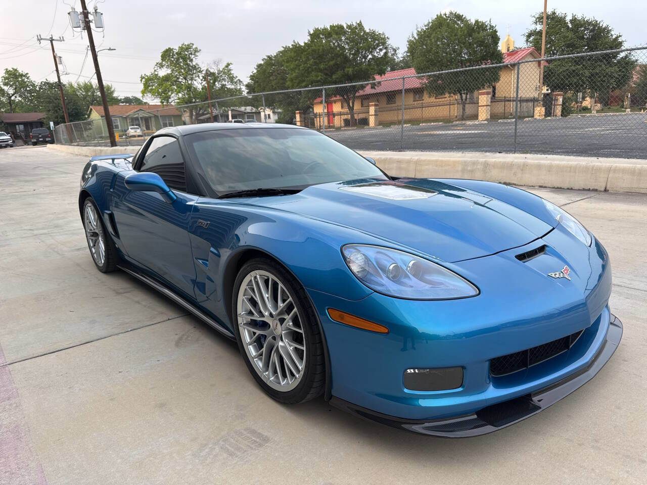 Used 2009 Chevrolet Corvette ZR1 w/ Preferred Equipment Group RWD image 8