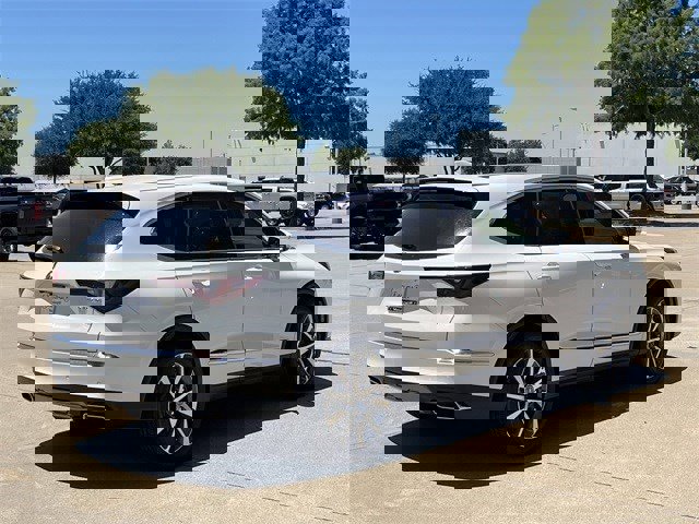 Used 2026 Acura MDX w/ Technology Package image 4