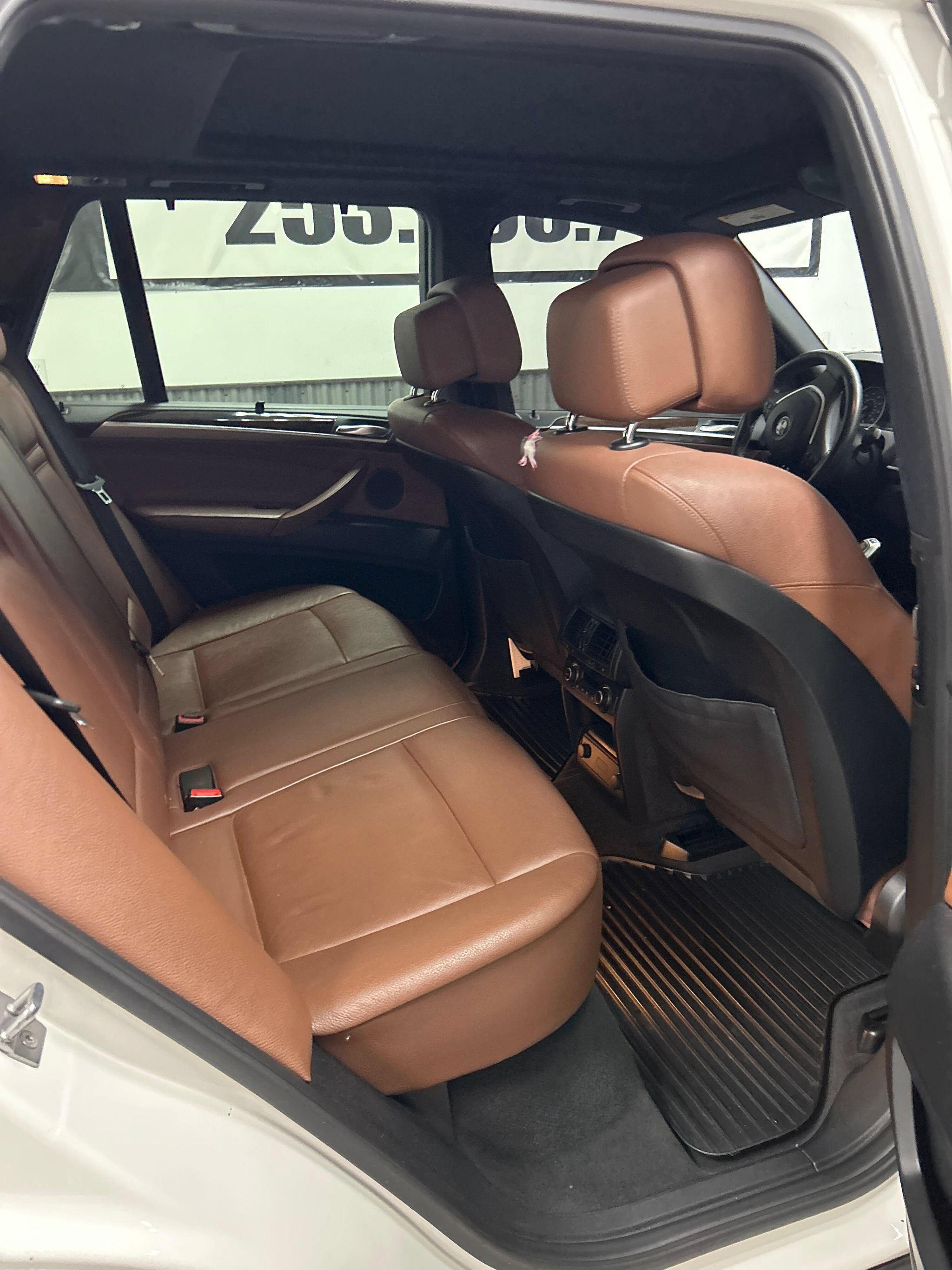 Used 2011 BMW X5 xDrive50i AWD/4WD image 13