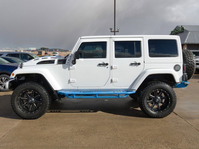 Used 2016 Jeep Wrangler Unlimited Sahara w/ Max Tow Package AWD/4WD image 3