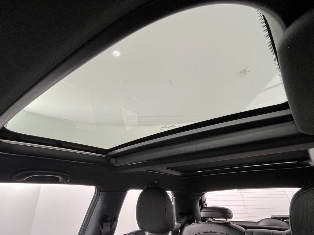 Used 2019 MINI Cooper S image 25