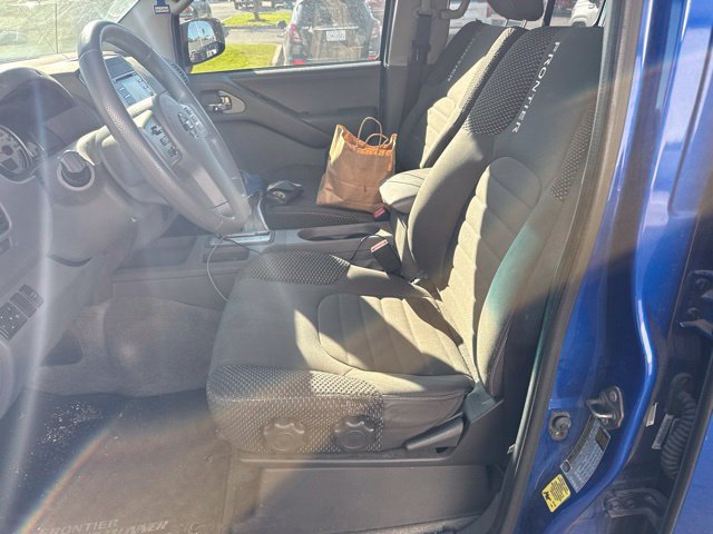 Used 2013 Nissan Frontier Desert Runner RWD image 6