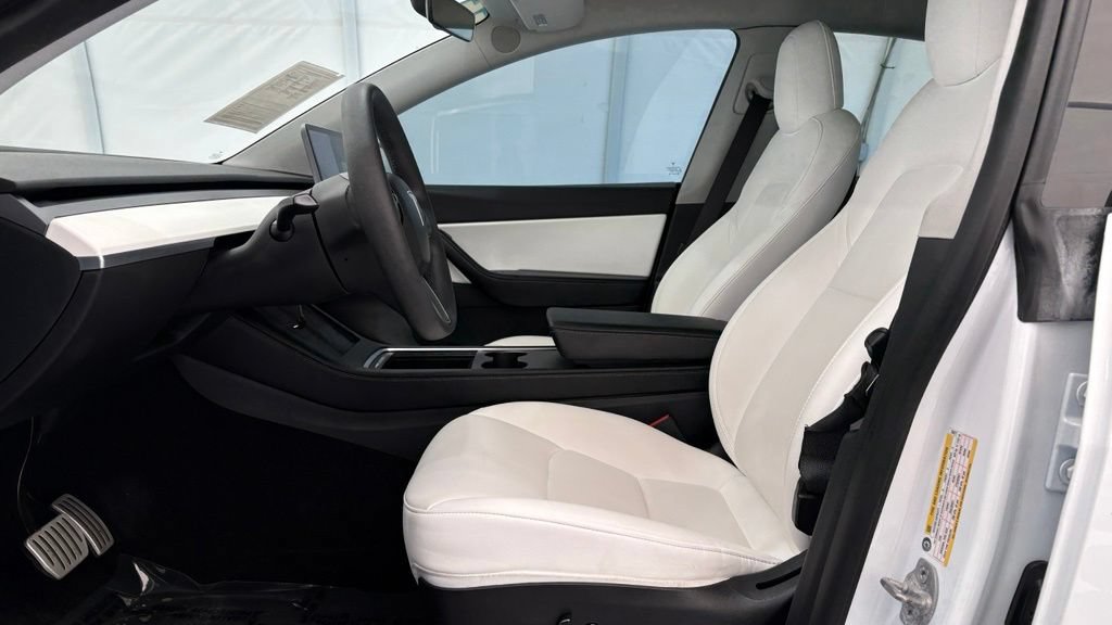 Used 2022 Tesla Model Y Performance AWD/4WD image 15