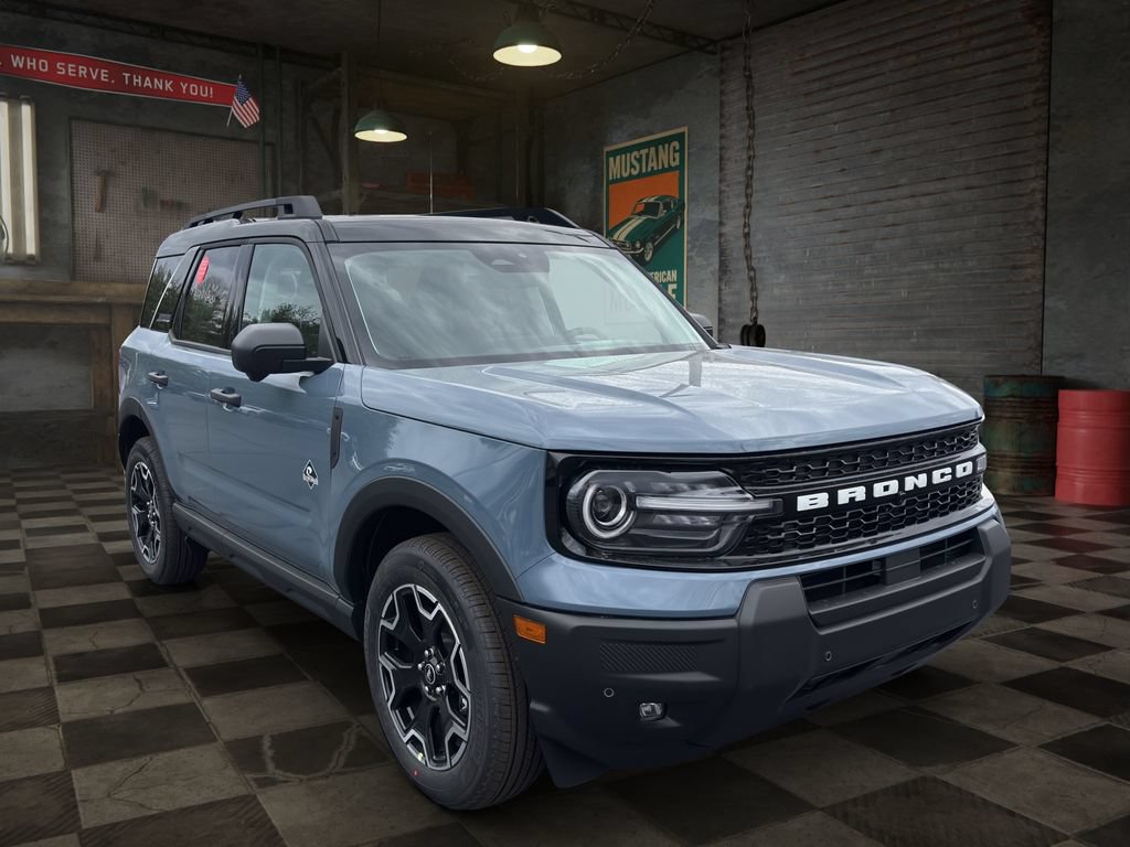 New 2026 Ford Bronco Sport Outer Banks w/ Outer Banks Tech Package+ AWD/4WD image 2
