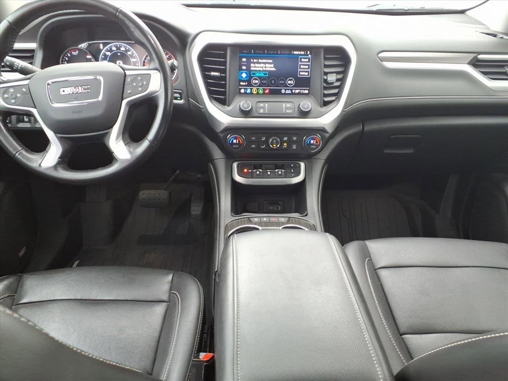 Used 2020 GMC Acadia SLT w/ Driver Alert Package II image 13