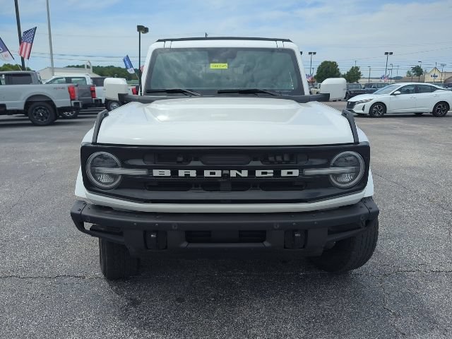 Used 2023 Ford Bronco Outer Banks AWD/4WD image 4